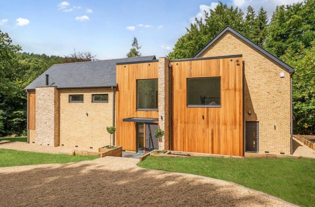 Thursday grayshott private development